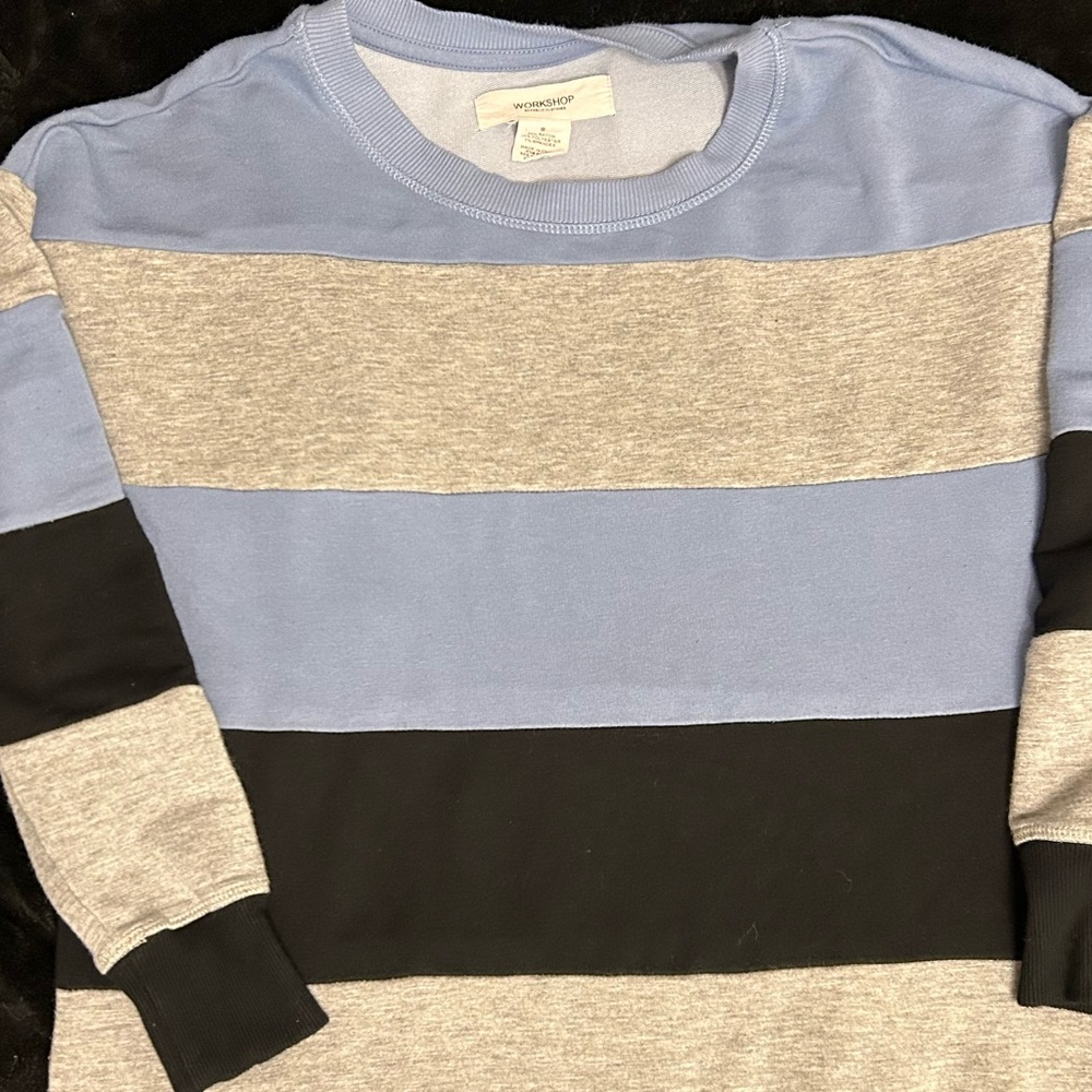 Ladies sweater